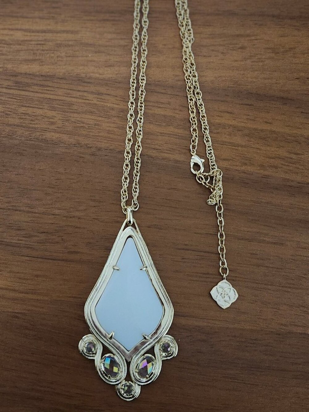 Kendra Scott White Pearl Clear Iridescent Gold Pendant Necklace